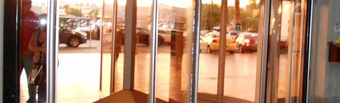 Storefront Glass Repair Cost in Jacksonville Beach, FL